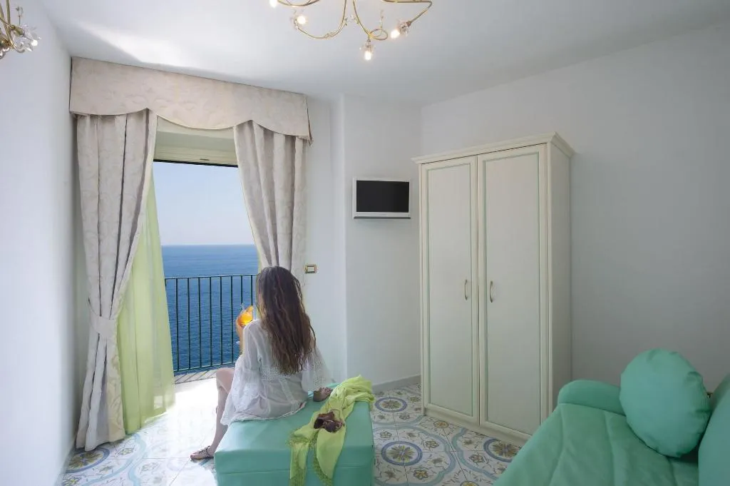 Room, Villa Maria Pia, Naples
