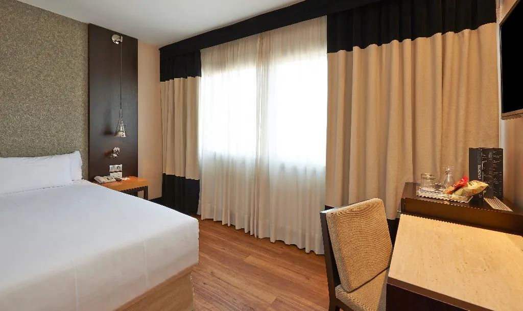SINGLE STANDARD Room, NH Barcelona Stadium, Barcelona