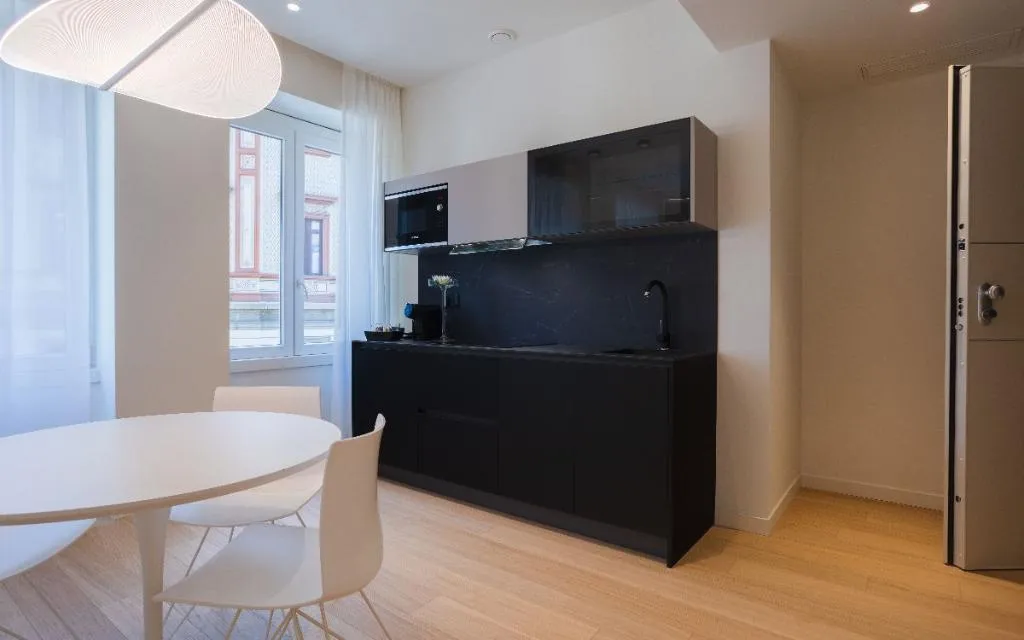 APARTMENT COMFORT Room, San Ambrogio Apartments, Milan