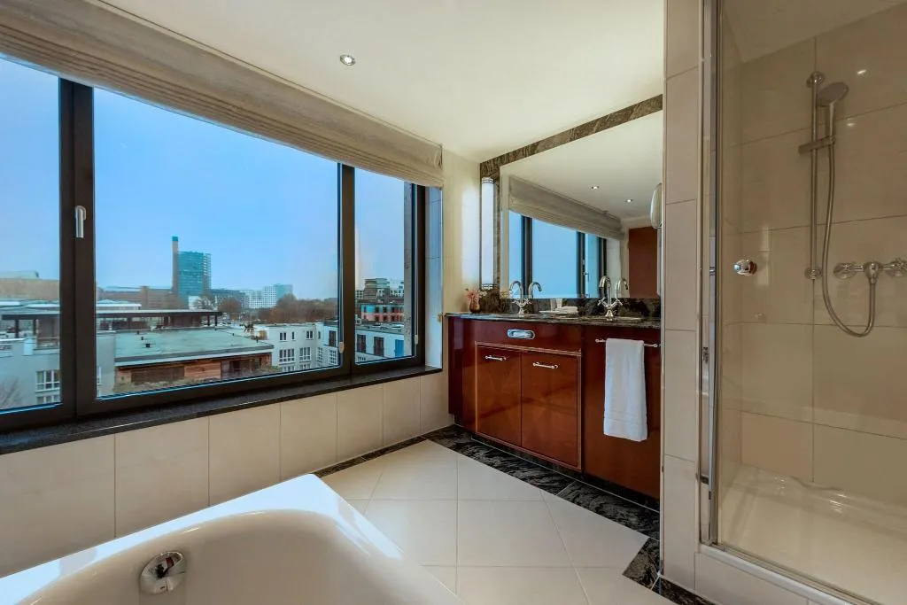 Room, JW Marriott Hotel Berlin, Berlin