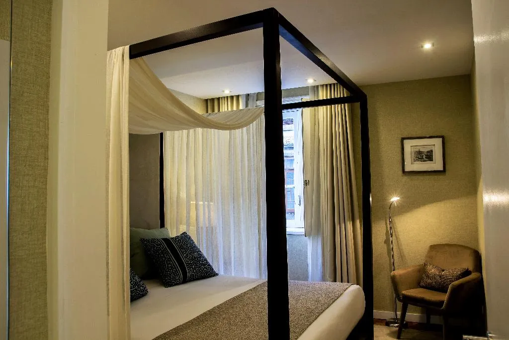 APARTMENT SUPERIOR TWO BEDROOMS Room, Casas do Porto - Ribeira Apartments, Porto