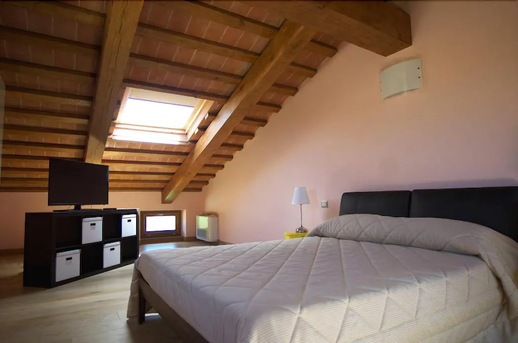 Room, Tenuta Borgo Santa Cecilia, Umbria