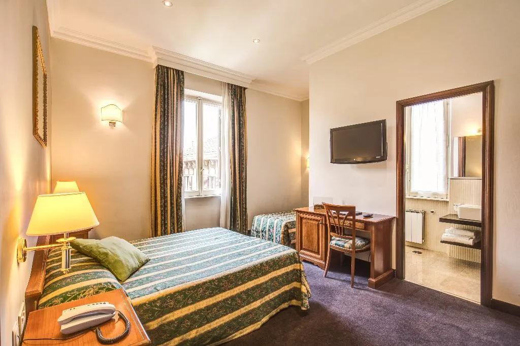 QUADRUPLE STANDARD Room, Rome Garden, Rome