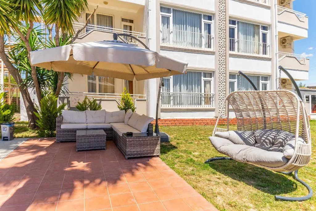 Terrace, New Garden, Antalya