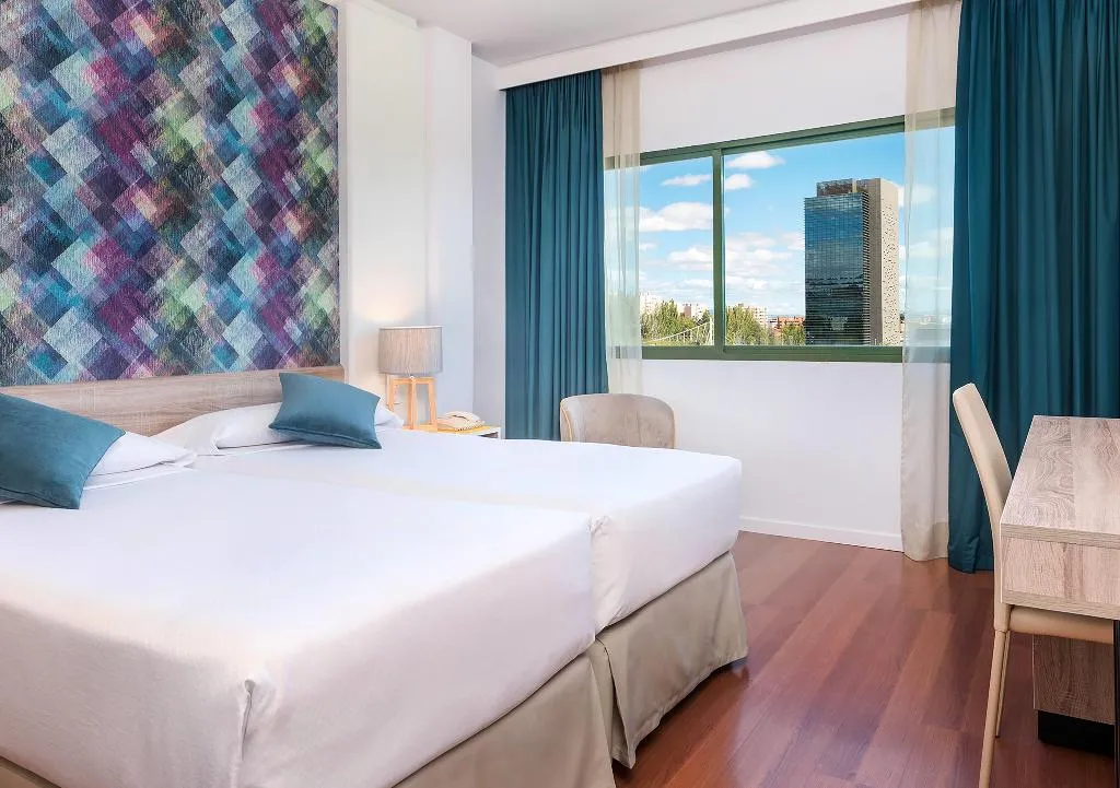 DOUBLE STANDARD Room, Guadalajara Conference Center Affiliated By Melia, Madrid