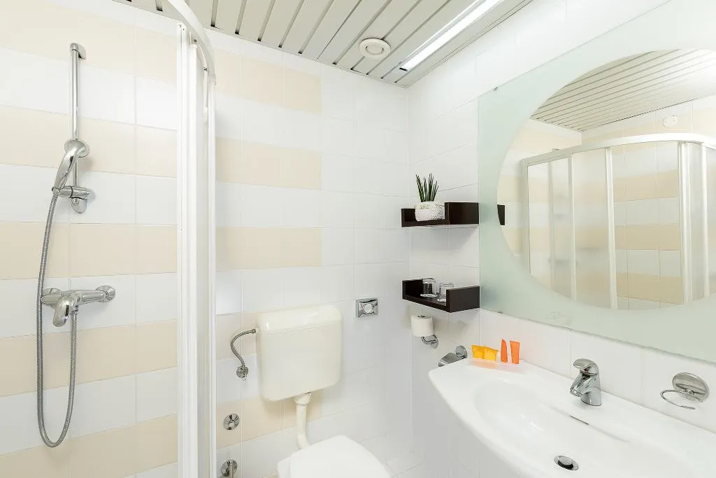 TWIN SUPERIOR WITH BALCONY Room, Valamar Pinia Hotel, Istria