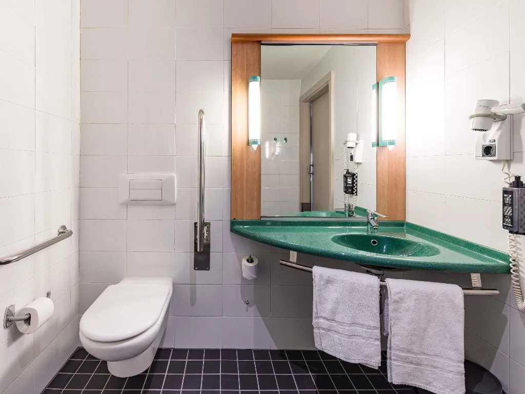 FAMILY ROOM WITH DOUBLE BED Room, Ibis Madrid Getafe, Madrid