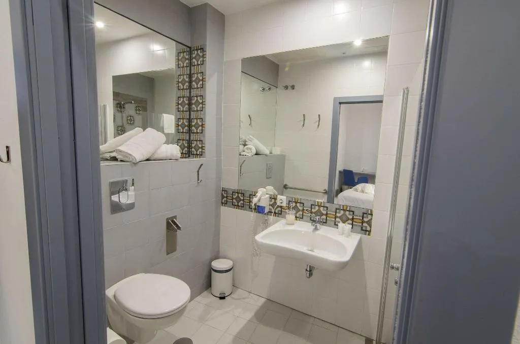 Room, Hostal Gravina, Costa De La Luz