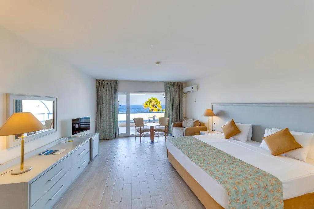 DOUBLE SEA VIEW Room, Grand Blue Sky International Hotel, Izmir