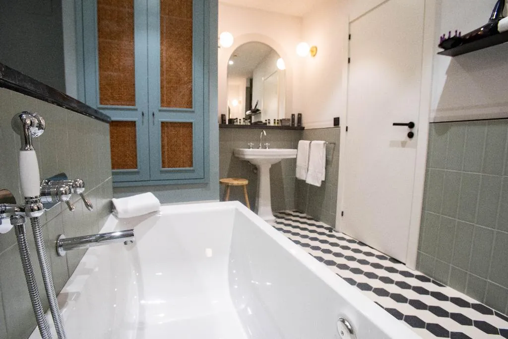 JUNIOR SUITE STANDARD Room, Soho Boutique Congreso, Madrid