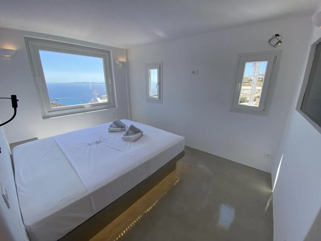 Room, Flaskos Suites, Mykonos