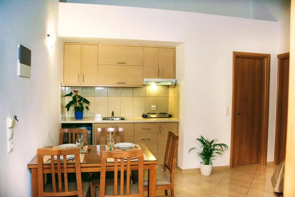 APARTMENT CAPACITY 5 TWO BEDROOMS Room, Ippoliti Village, Crete