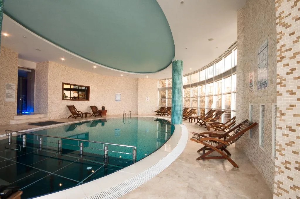 Sports and Entertainment, Cocos the Club Solto, Izmir