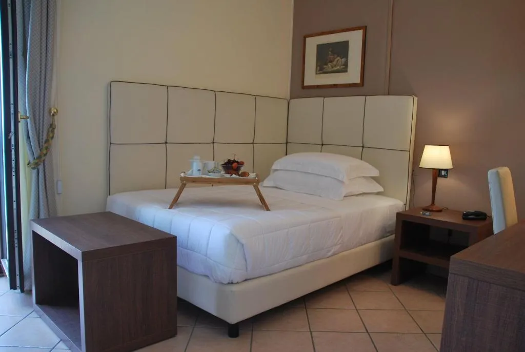 Room, Domus Mariae Benessere, Catania