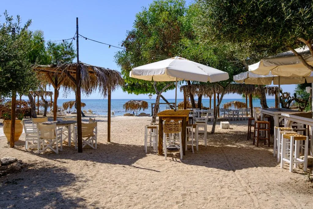 Bar, Thalassines Villas, Cyprus