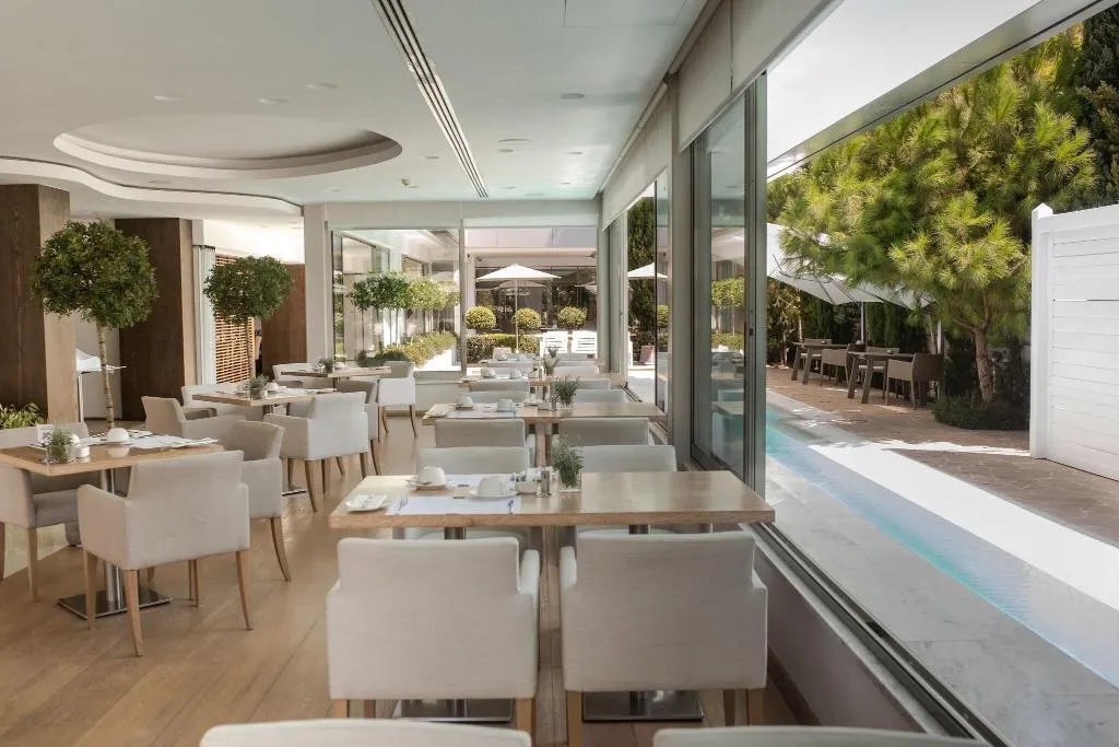 Restaurant, Alasia Hotel, Cyprus