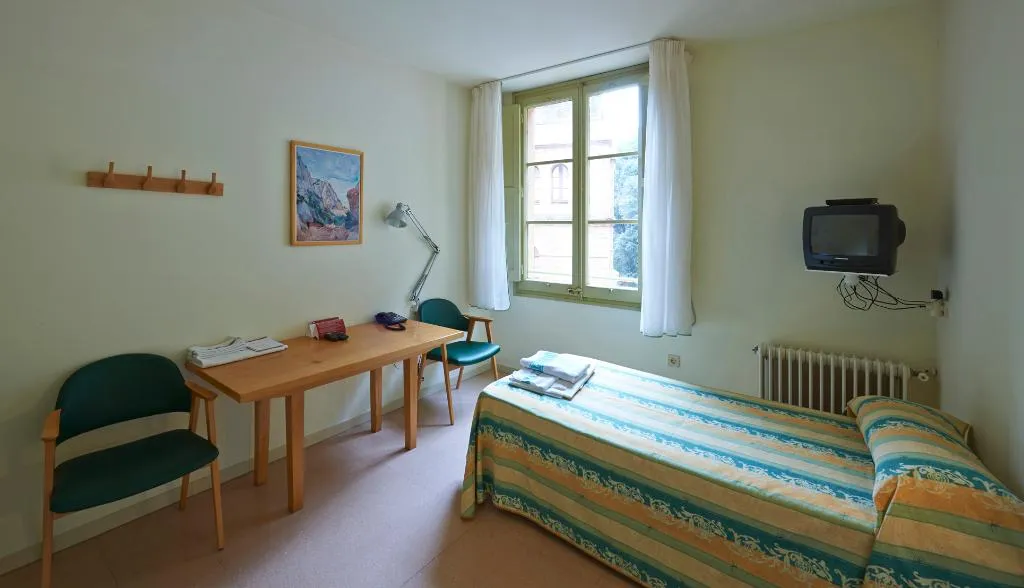 APARTMENT CAPACITY 1 Room, Cel.Les Abat Marcet, Barcelona