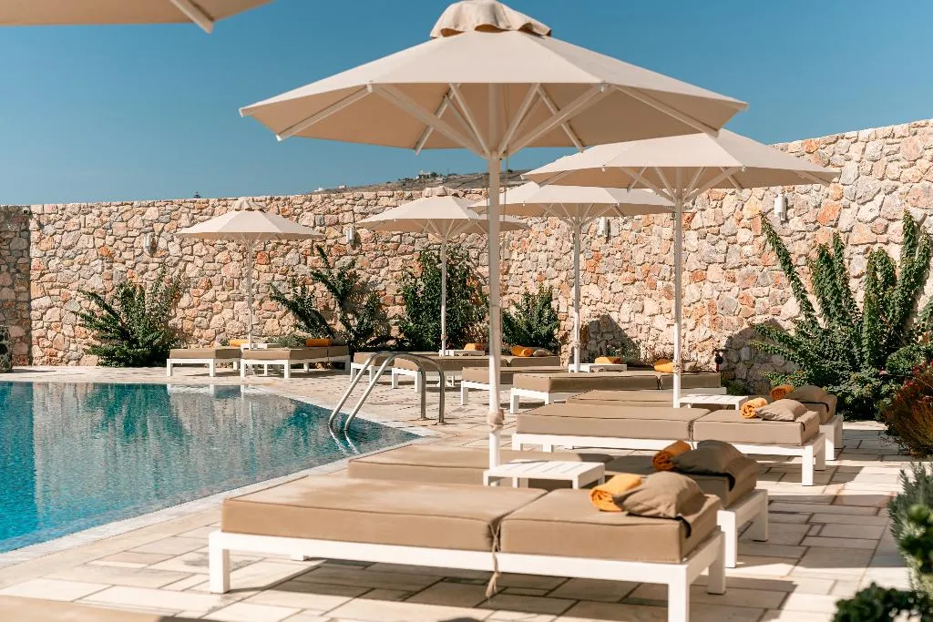 Pool, Margarenia, Santorini
