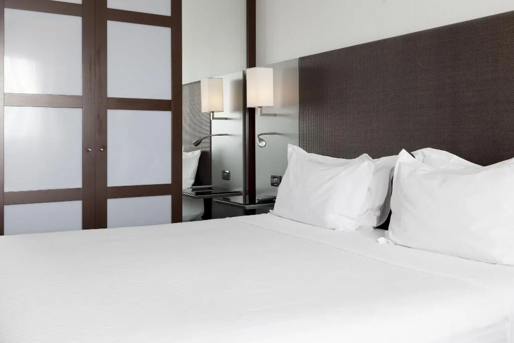 DOUBLE CITY VIEW KING BED Room, AC Algeciras, Costa De La Luz