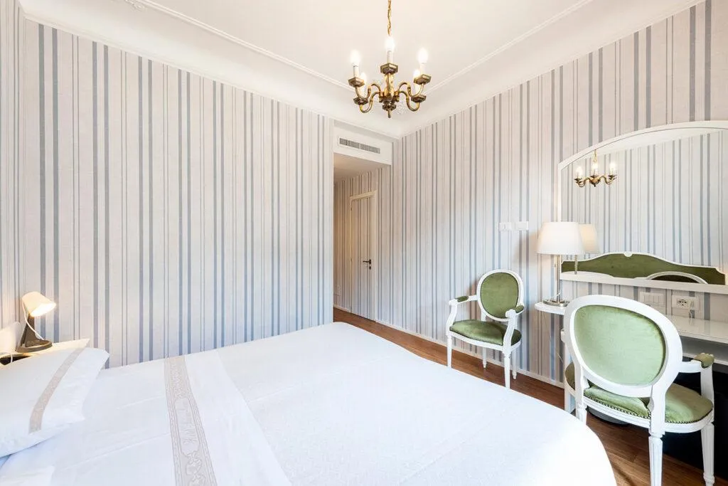 TRIPLE SUPERIOR LAKE VIEW Room, Metropole Suisse, Milan