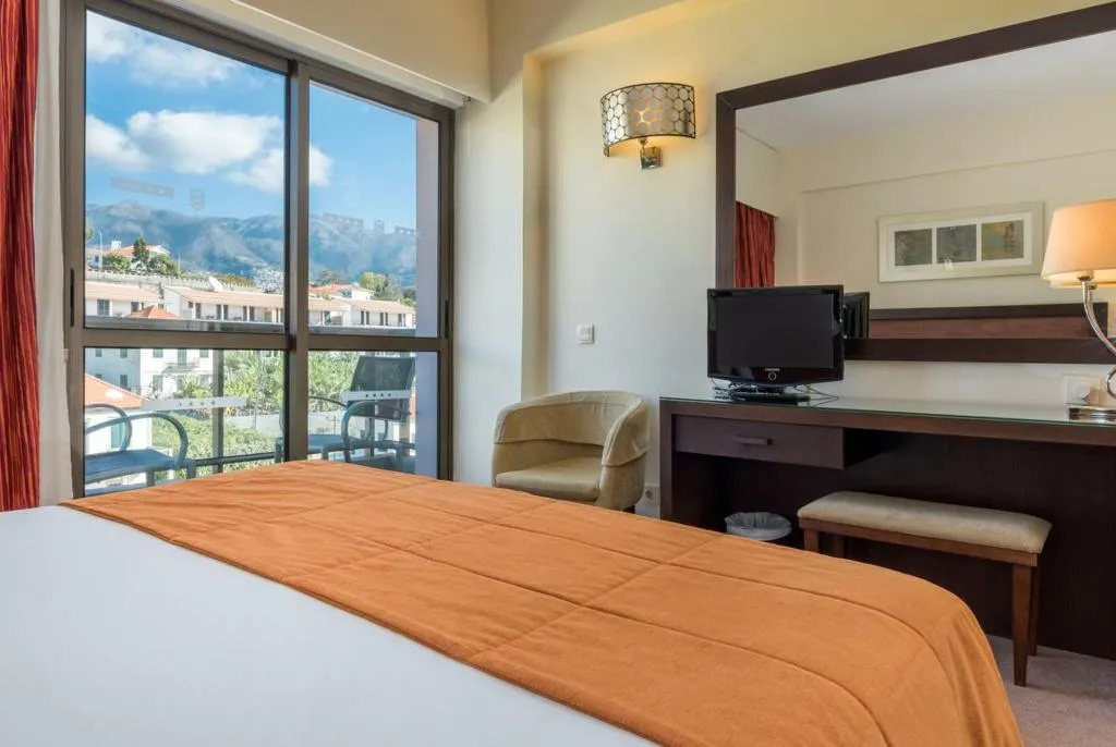 Room, TUI Blue Gardens Adults Only Savoy Signature, Madeira