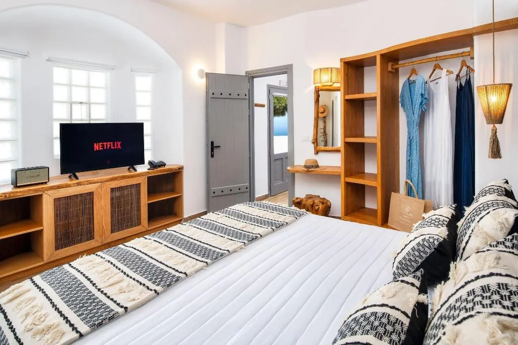 Room, San Marino Suites, Santorini