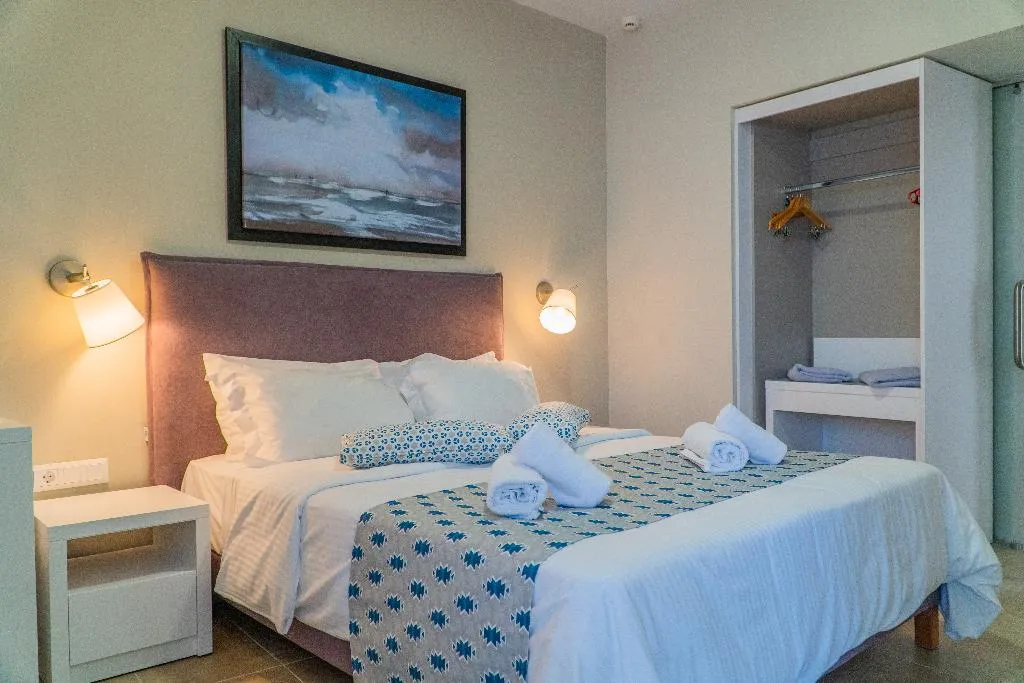 Room, BIO Suites hotel & Spa, Crete
