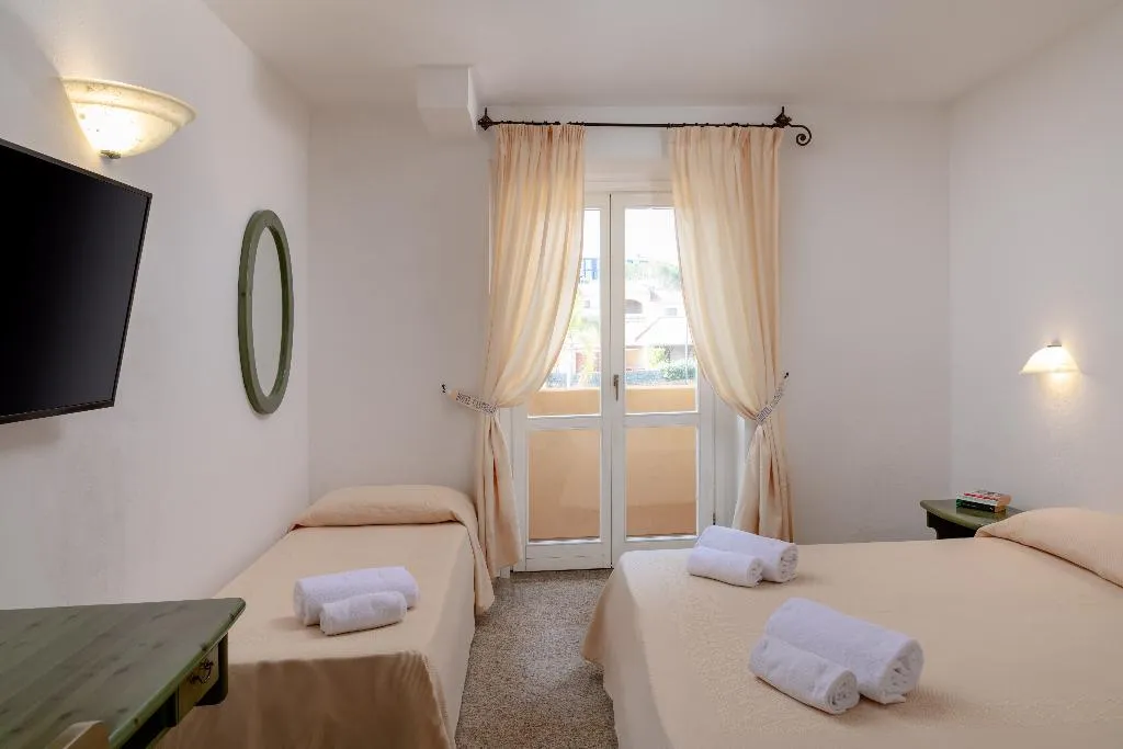 Room, Castello, Olbia