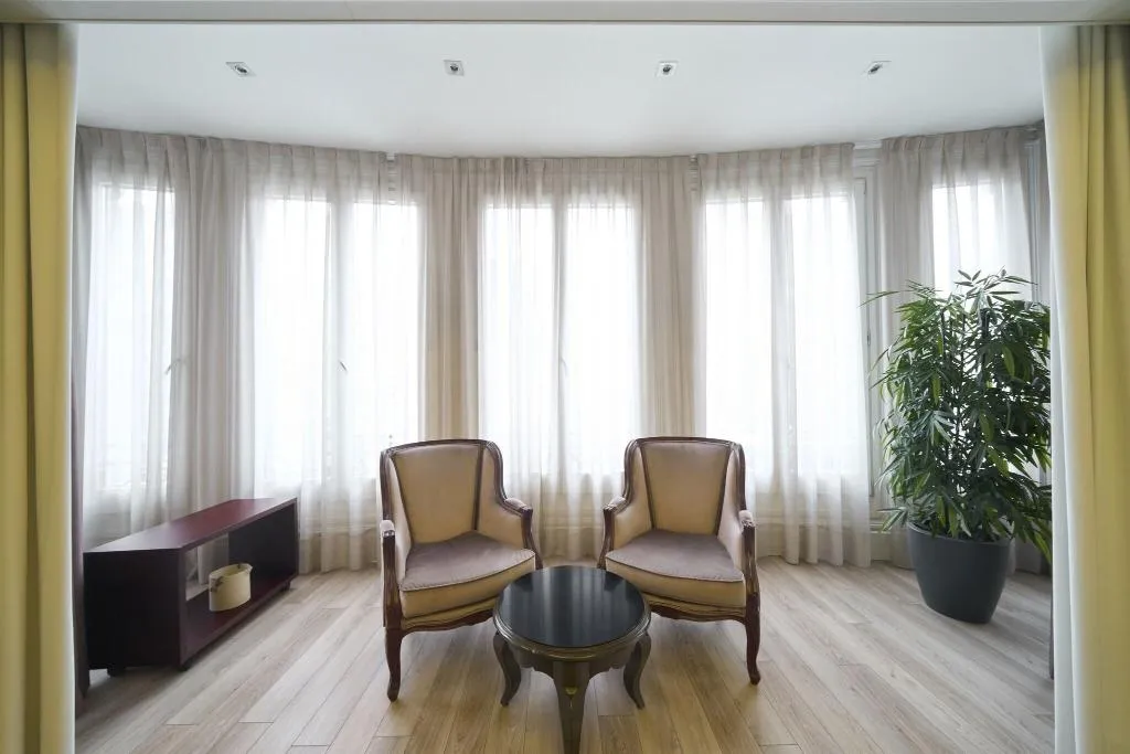 JUNIOR SUITE KING SIZE BED Room, Catalonia Passeig de Gracia, Barcelona