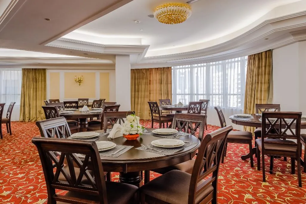 Restaurant, Tulip Inn Al Khan, Dubai