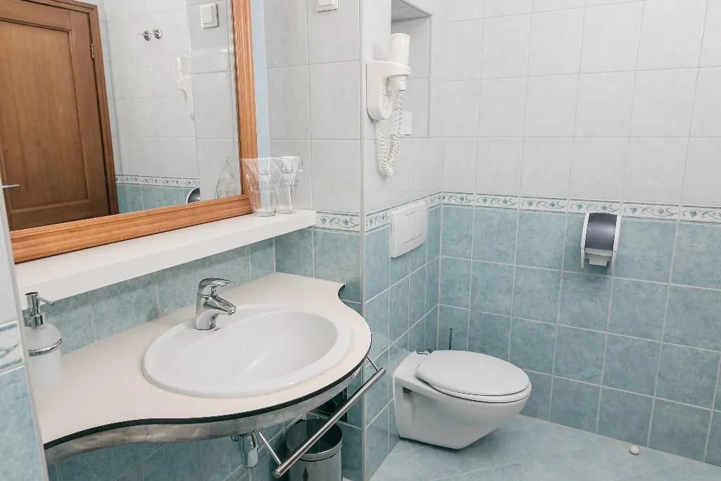 DOUBLE WITH BALCONY Room, Spongiola, Split