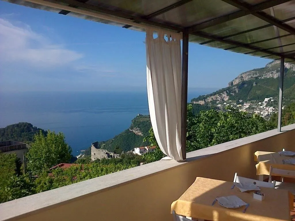 Terrace, Casa Falcone B&B, Naples