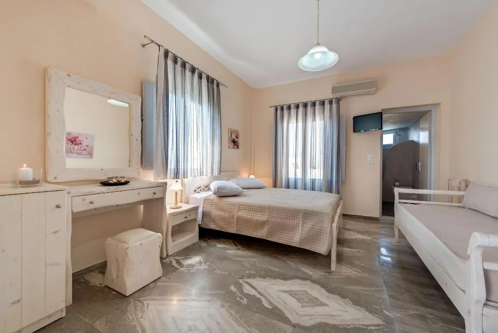 Room, Villa Aegeon, Santorini