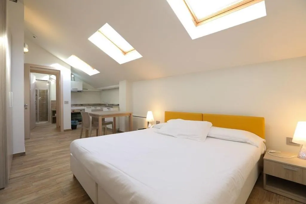 Room, Amalia Bakery Home, Milan