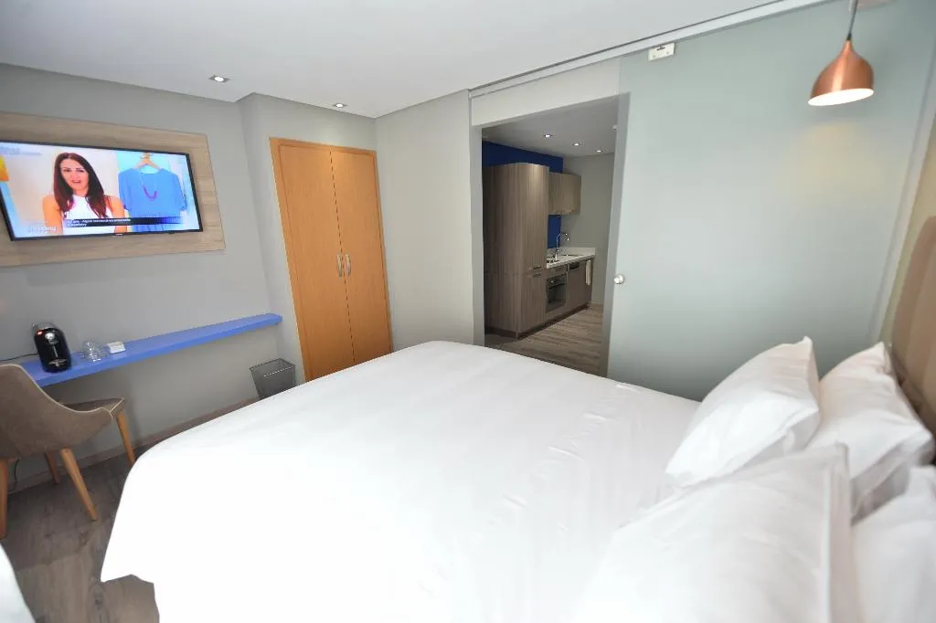 APARTMENT SUPERIOR CAPACITY 4 Room, Le 22 Appart'Hotel, Casablanca