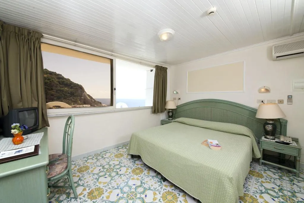 Room, La Palma, Naples