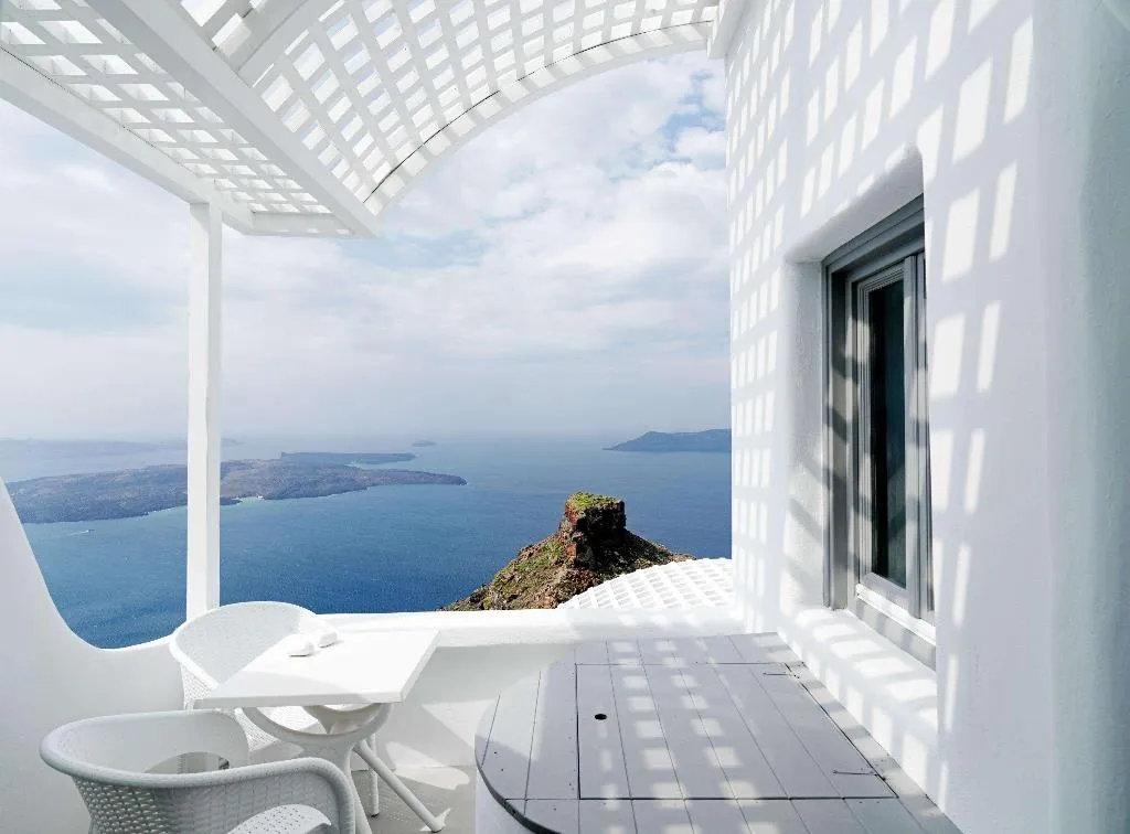 Room, Tholos Resort, Santorini