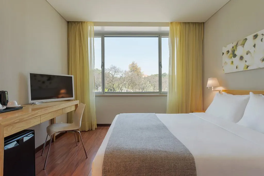Room, HF Fenix Garden, Lisbon