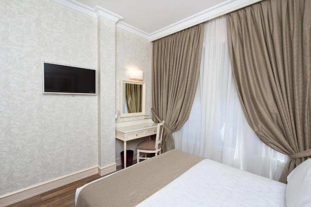 SINGLE STANDARD Room, Hotel Atlantico, Madrid