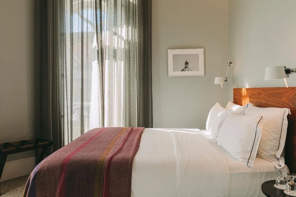 SUITE KING SIZE BED Room, 1908 Lisboa Hotel, Lisbon