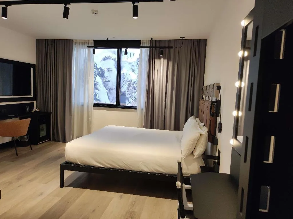 DOUBLE CLASSIC DOUBLE BED Room, Mercure Roma Cinecittà (New Opening), Rome