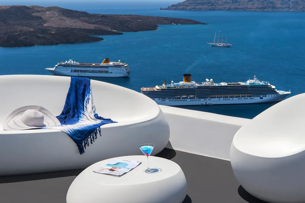 Bar, Athina Luxury Suites, Santorini