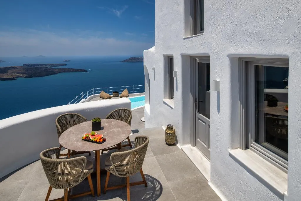 SUITE WITH PRIVATE POOL Room, Eteoro Suites, Santorini