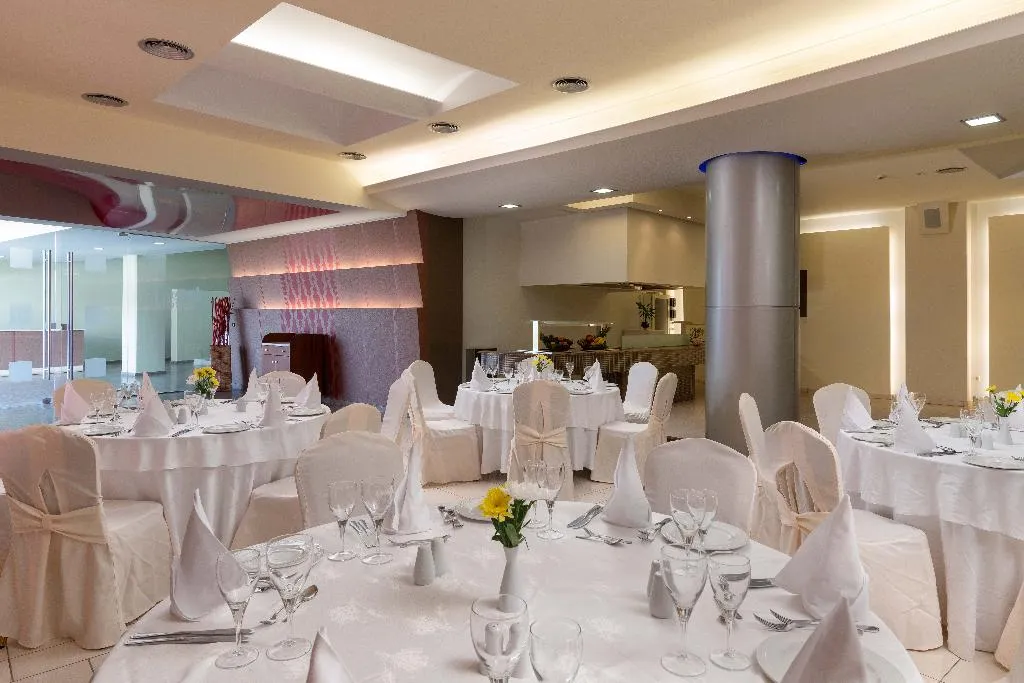 Conferences, Virginia Family Resort, Rhodes