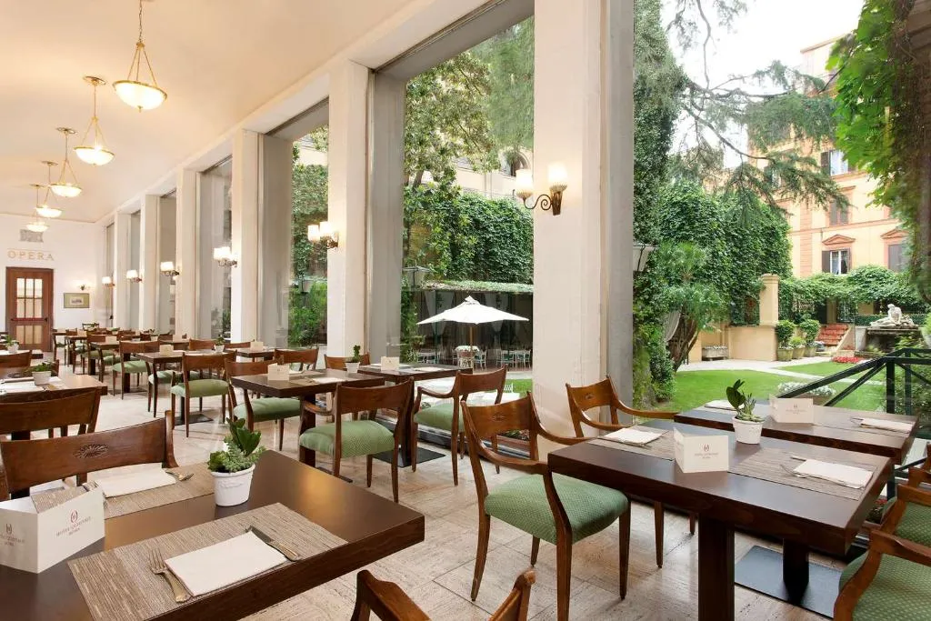 Restaurant, Hotel Quirinale, Rome