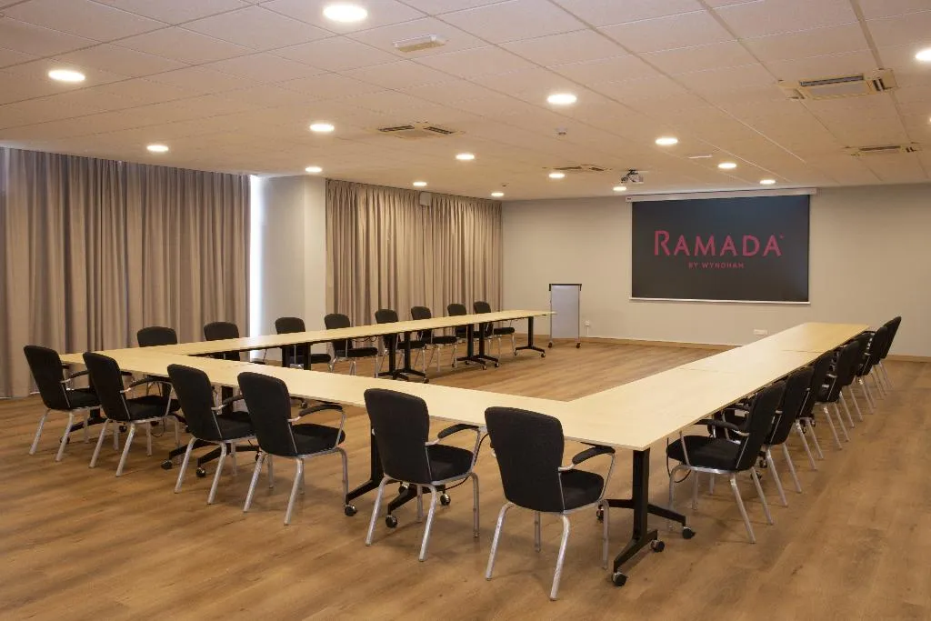Conferences, Ramada by Wyndham Madrid Getafe, Madrid