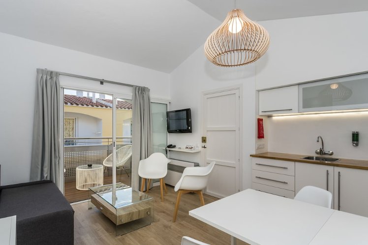 Cales de Ponent Apartamentos, Menorca