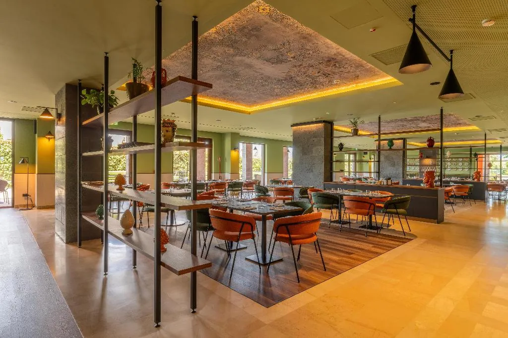 Restaurant, Picciolo Etna Golf Resort & Spa, Curio Collection, Catania