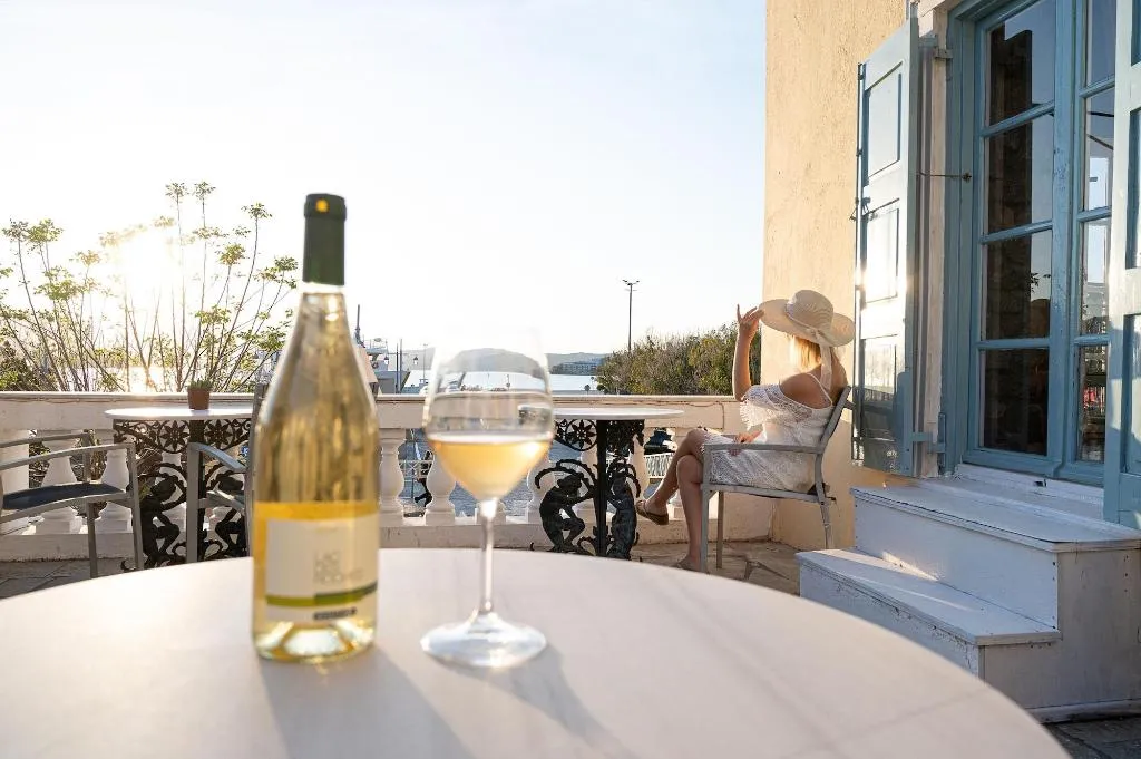 Room, Dionysos Poros, Kalamata