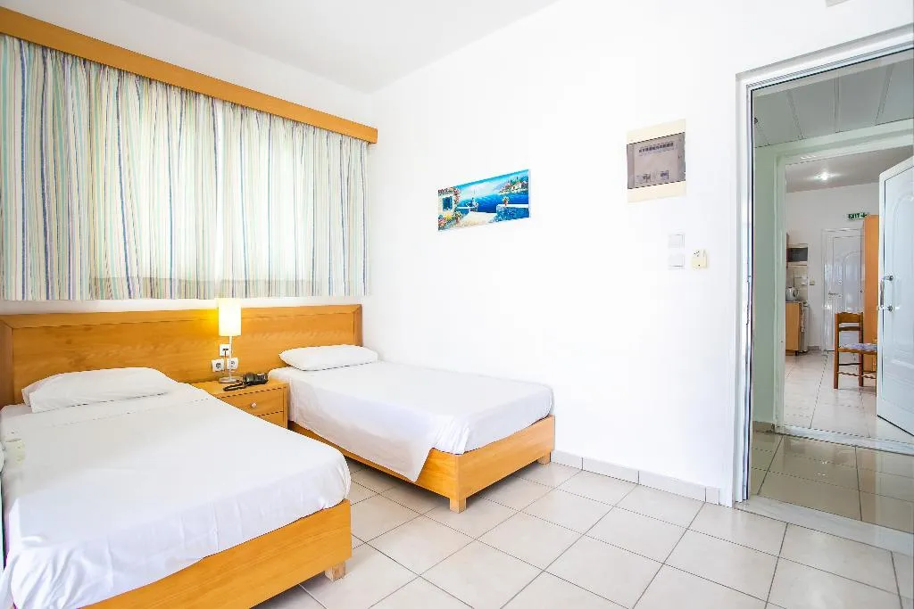 QUADRUPLE WITH TERRACE Room, Mon Repos Hotel, Rhodes